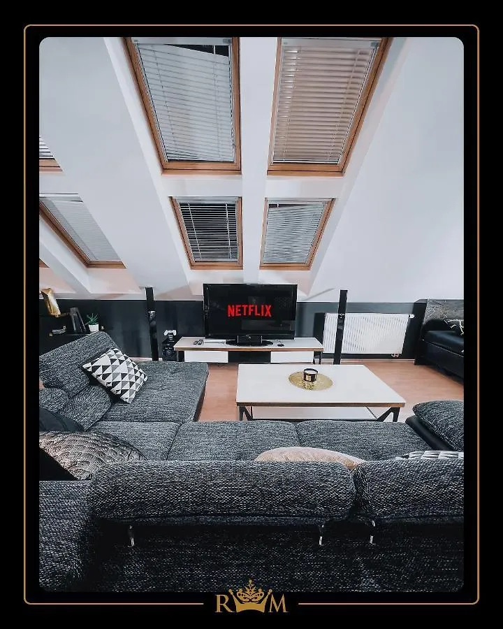 Rm Luxury Apartment In Prague • 6 People • Free Parking • Pets